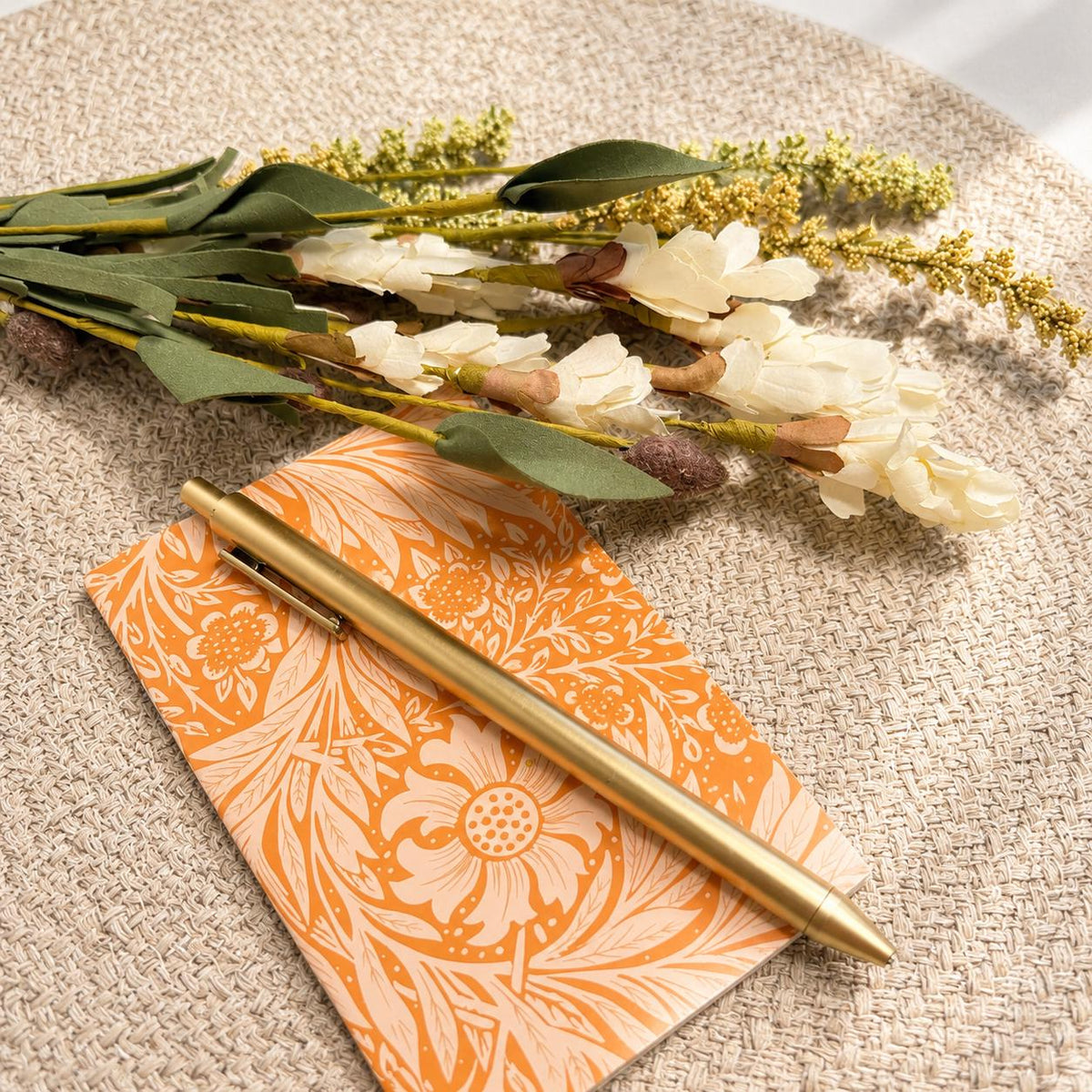 Amber Glow Gift Box