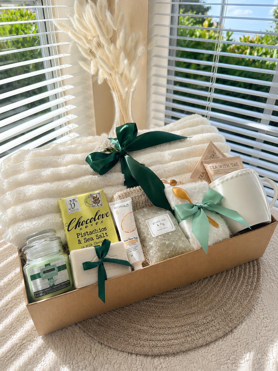 Quiet Luxury Self Care Gift Box