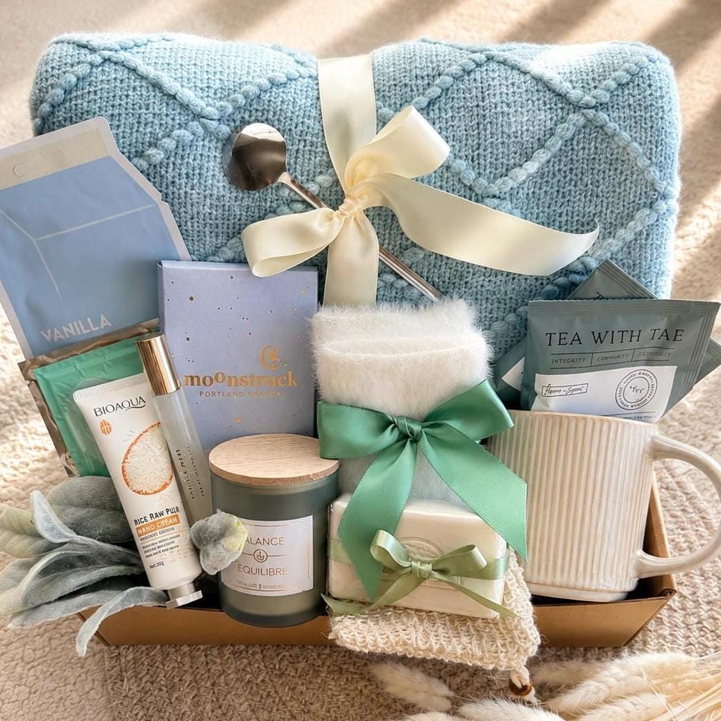 Coastal Breeze Self Care Gift Box