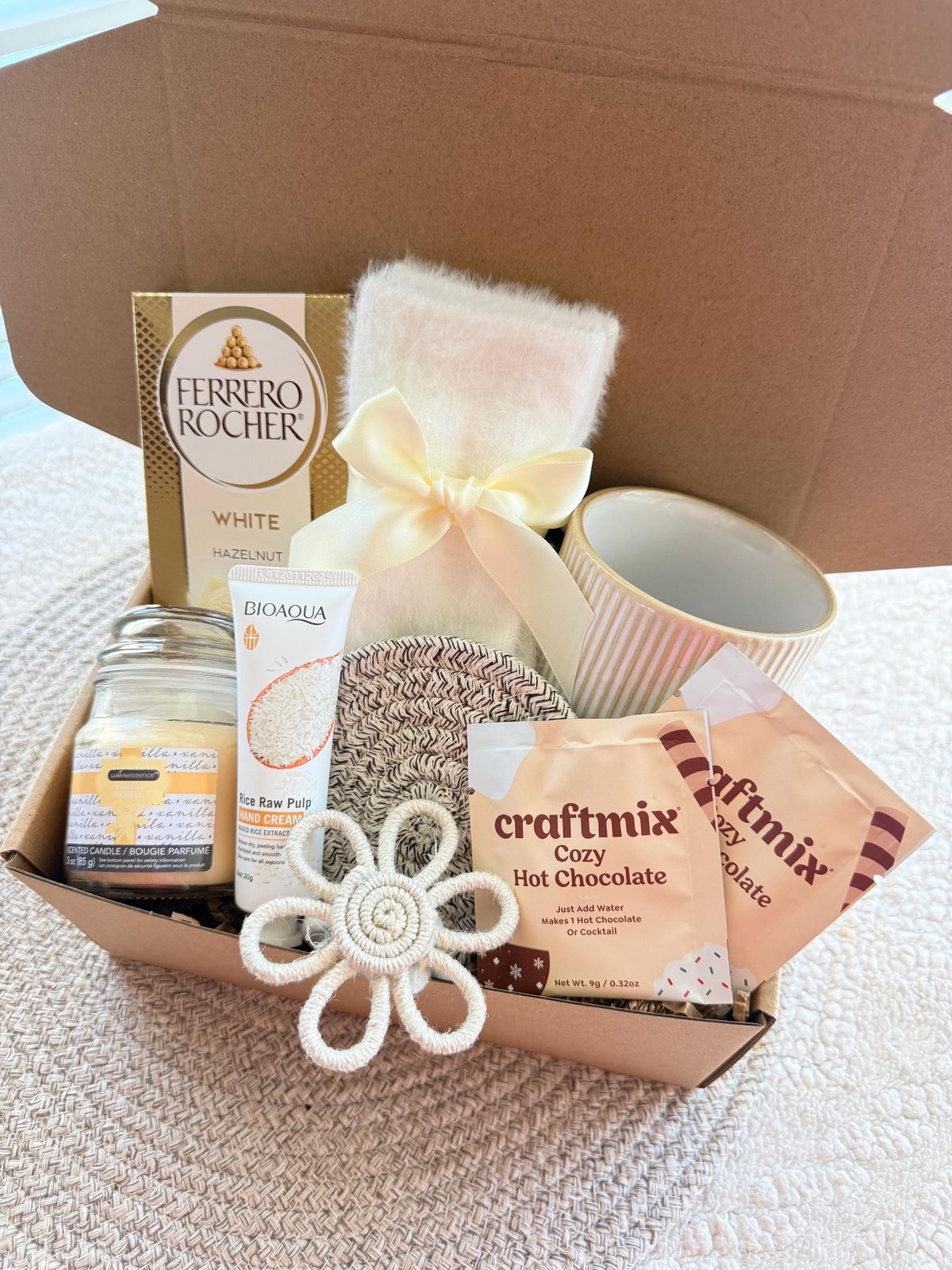 The Cozy Compliment Box
