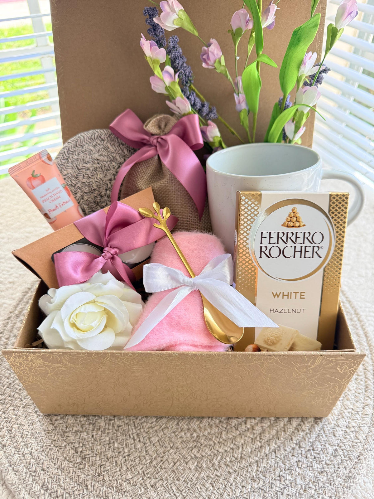 Sweet Embrace Gift Box